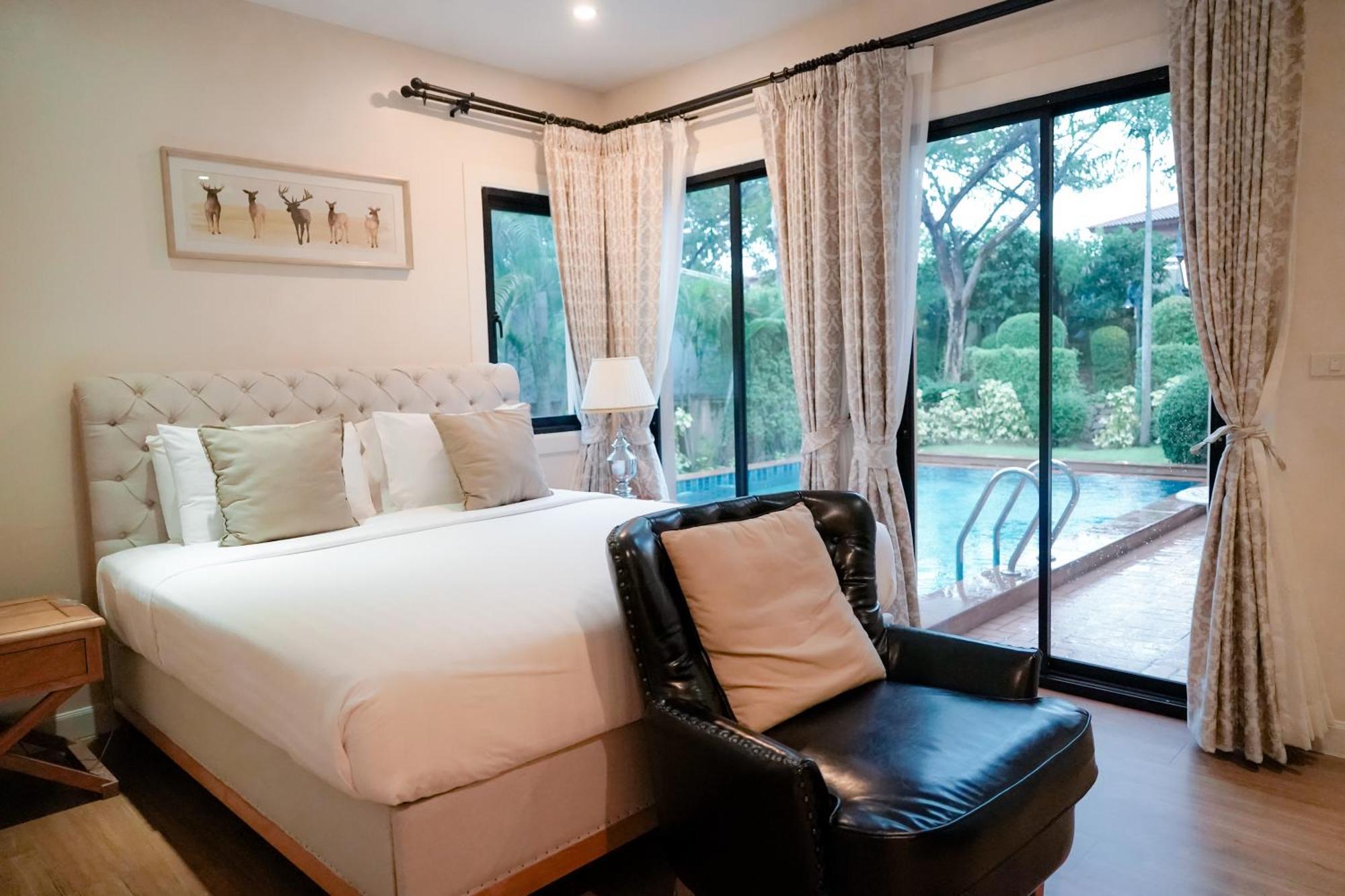 Chivani Pattaya Buitenkant foto
