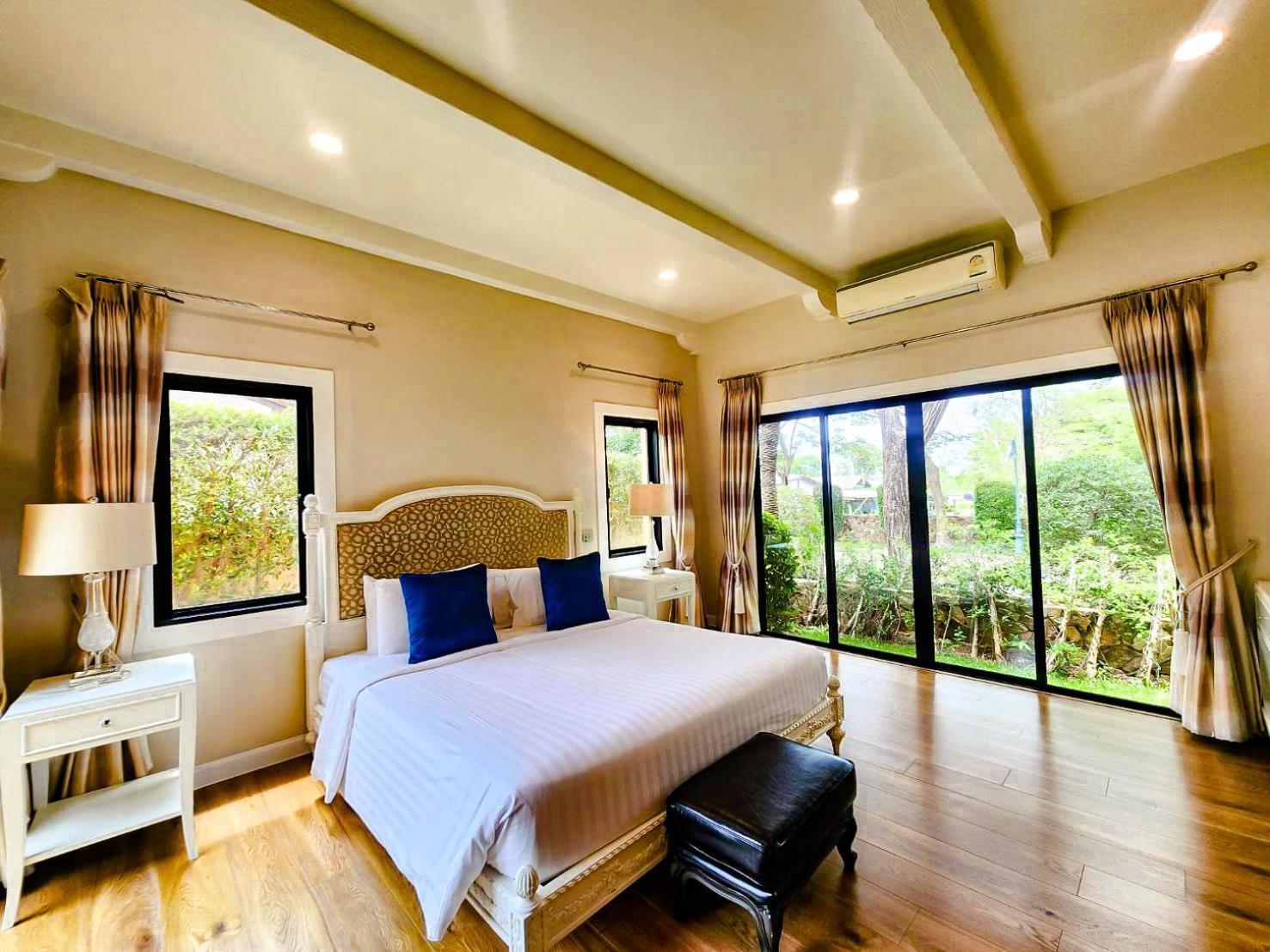 Chivani Pattaya Buitenkant foto